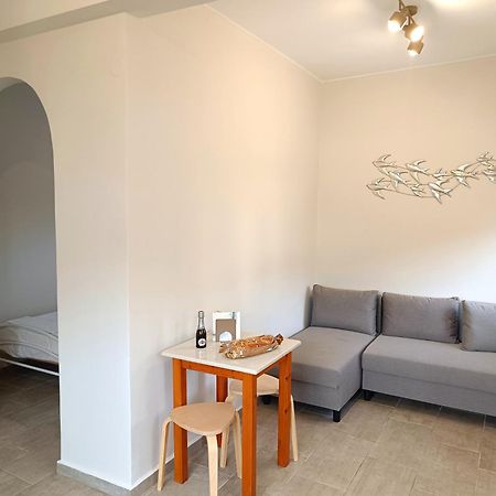 Nesea 2 Villa Pserimos Town ภายนอก รูปภาพ